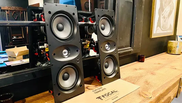 Focal 100 IW LCR5 In-wall Speaker Unboxing &amp; Quick Overview